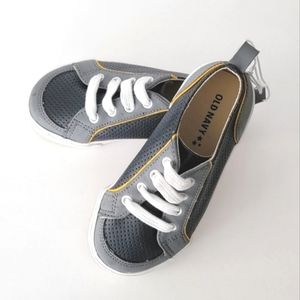 Old Navy Slip-on Pull-on Sneakers. NWOT.